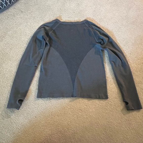 P’tula Reenergize Seamless Full Length Shirt - Heathered Charcoal - Picture 7 of 11